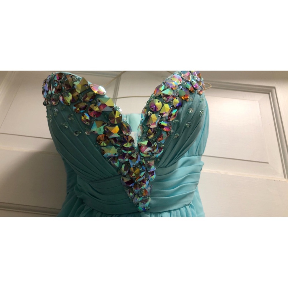 Strapless homecoming dress
